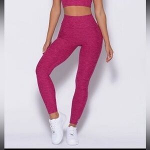 Bombshell Sportswear Curves Leggings Fuchsia Sz M